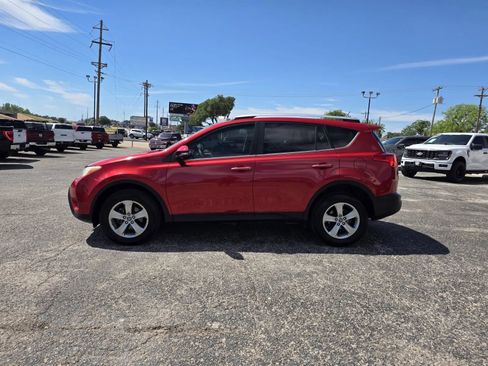 Used 2015 Toyota RAV4 XLE FWD image 4
