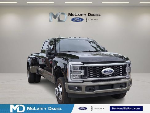 Certified 2026 Ford F350 King Ranch AWD/4WD image 1