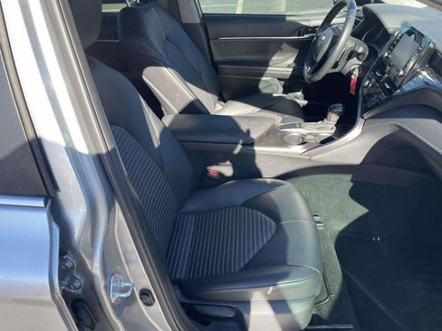 Used 2022 Toyota Camry SE image 46