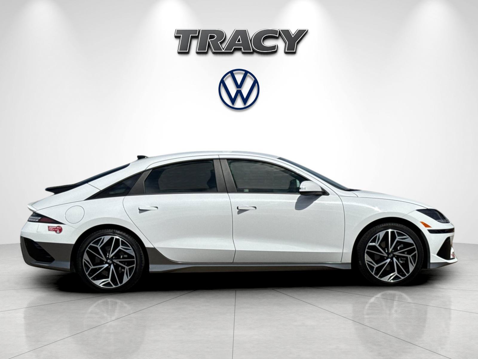 Used 2023 Hyundai Ioniq 6 SEL RWD image 3