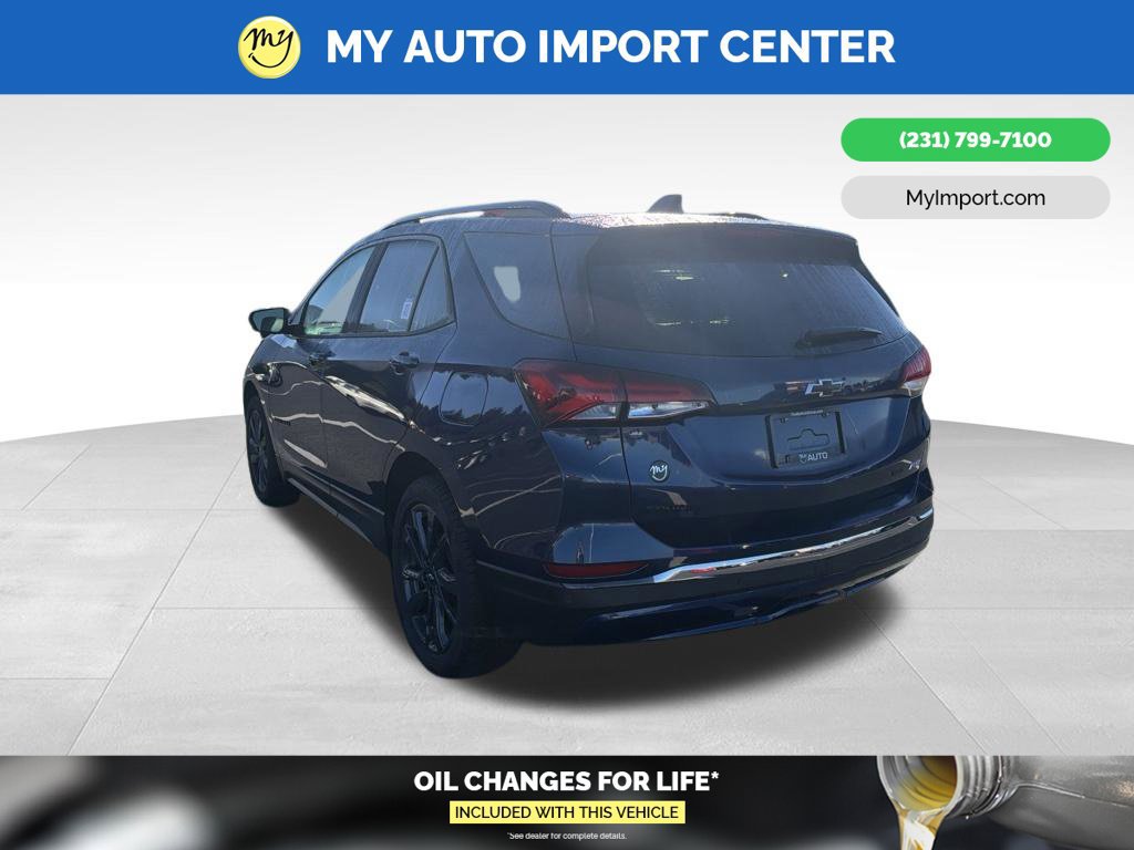 Used 2023 Chevrolet Equinox RS w/ LPO, Floor Liner Package AWD/4WD image 5