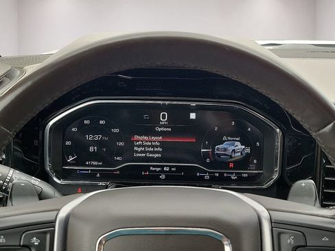 Used 2022 GMC Sierra 1500 SLT AWD/4WD image 18