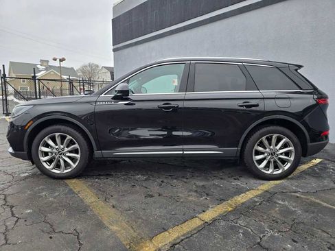 Used 2022 Lincoln Corsair AWD w/ Premium Package image 9