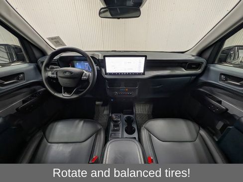 Certified 2025 Ford Maverick Lariat w/ Black Appearance Package AWD/4WD image 2