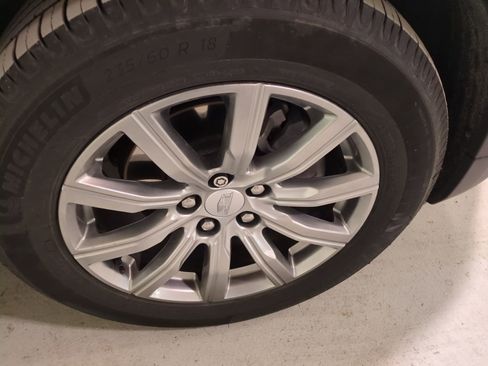 Used 2020 Cadillac XT4 Premium Luxury w/ Cold Weather Package image 21