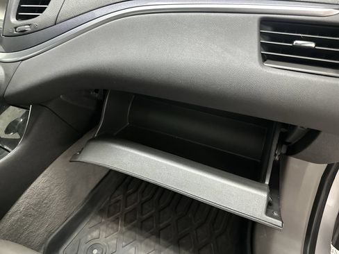 Used 2019 Chevrolet Impala LT w/ LT Leather Package FWD image 18