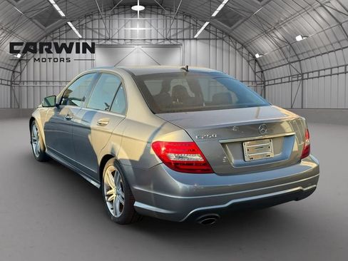 Used 2012 Mercedes-Benz C 250 Sedan image 7