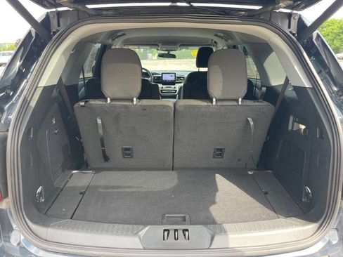 Certified 2023 Ford Explorer XLT AWD/4WD image 27