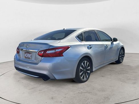Used 2017 Nissan Altima 2.5 SL image 5