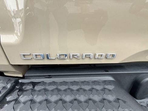 Used 2023 Chevrolet Colorado W/T image 33