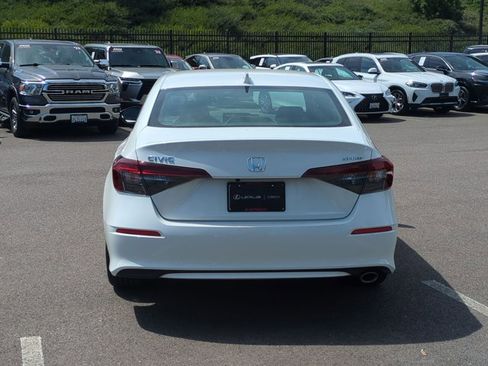 Used 2025 Honda Civic Sport image 7