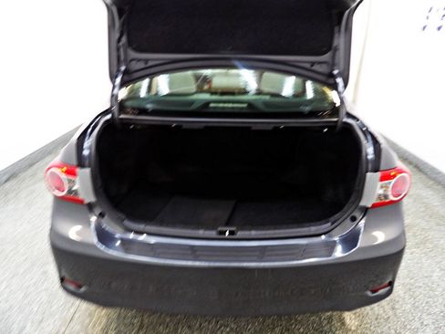Used 2011 Toyota Corolla LE FWD image 13