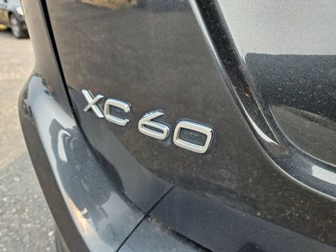 Used 2016 Volvo XC60 T5 Platinum AWD/4WD image 9