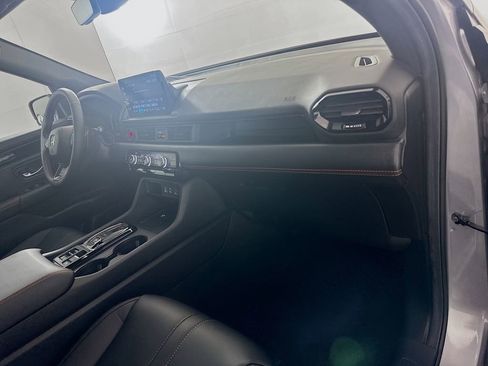 Certified 2025 Honda Pilot TrailSport image 29