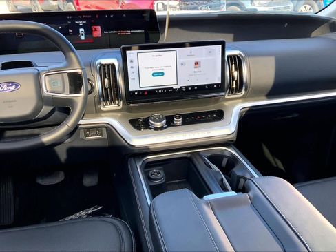 New 2026 Ford Expedition Platinum w/ Driver's Package image 13