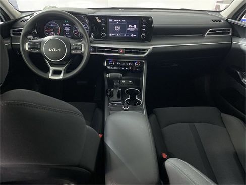 Used 2023 Kia K5 LXS image 24