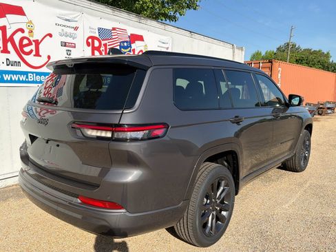 New 2026 Jeep Grand Cherokee L Limited AWD/4WD image 3