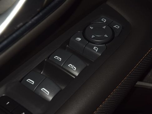 Used 2024 GMC Yukon AT4 AWD/4WD image 51