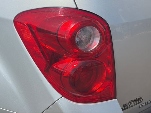 Used 2011 Chevrolet Equinox LT w/ Driver Convenience Package AWD/4WD image 26