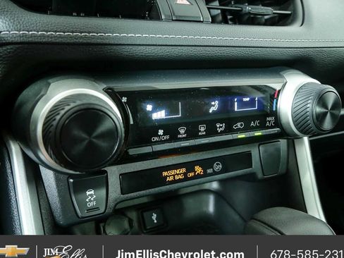 Used 2022 Toyota RAV4 LE FWD image 14