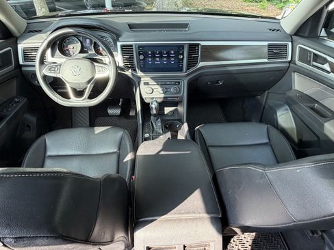 Used 2021 Volkswagen Atlas SE w/ Panoramic Sunroof Package FWD image 35