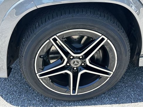 Certified 2024 Mercedes-Benz GLS 450 4MATIC image 13