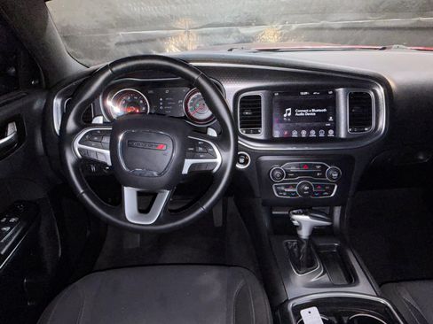 Used 2017 Dodge Charger R/T RWD image 10