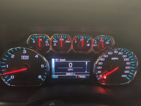 Used 2018 GMC Yukon SLE w/ SLE Value Package RWD image 23