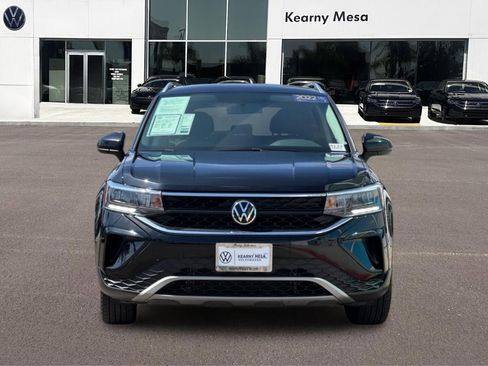 Used 2022 Volkswagen Taos SE image 9