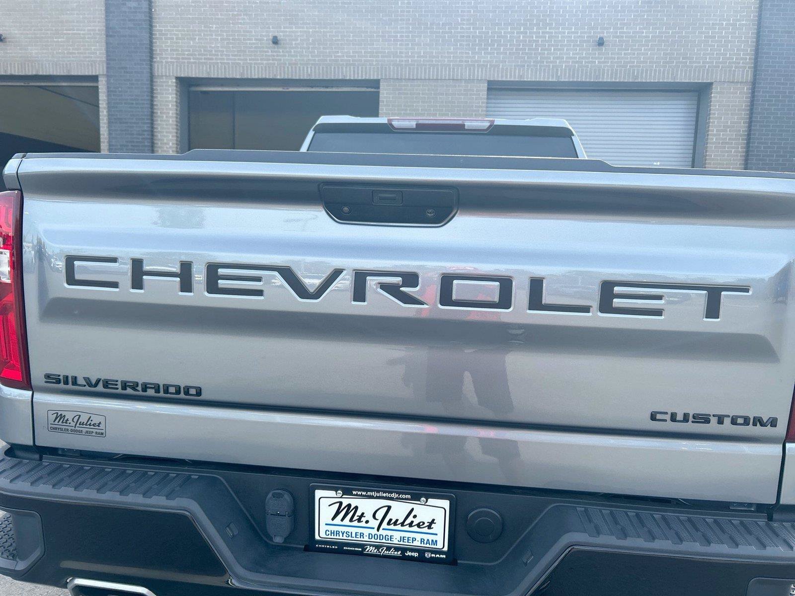 Used 2021 Chevrolet Silverado 1500 Custom Trail Boss w/ LPO, Dark Essentials Package AWD/4WD image 13
