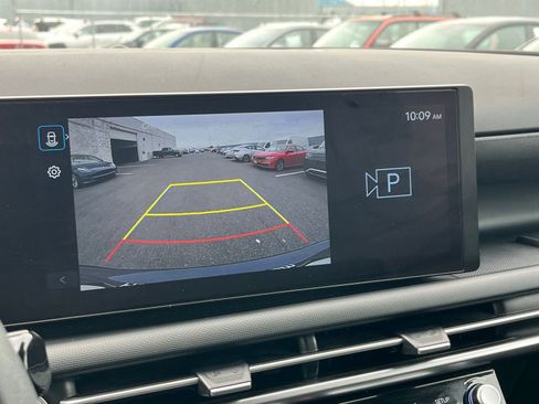 Used 2025 Hyundai Tucson SEL AWD/4WD image 26