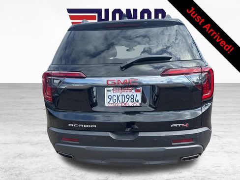Used 2023 GMC Acadia AT4 w/ Technology Package AWD/4WD image 2
