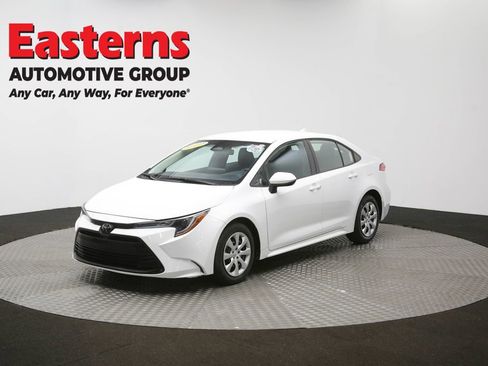 Used 2024 Toyota Corolla LE image 91