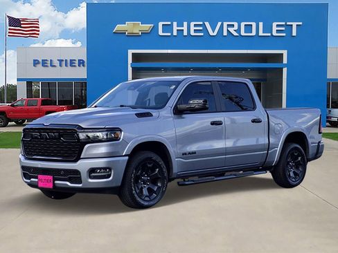 Used 2025 RAM 1500 Lone Star AWD/4WD image 3