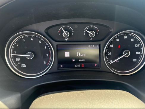 Used 2020 Buick Enclave Essence w/ Sound and Sites Package FWD image 4
