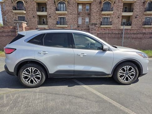 Used 2020 Ford Escape SEL FWD image 4