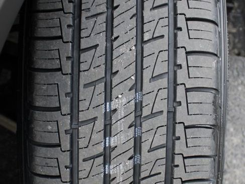 Certified 2023 Nissan Rogue SV image 15