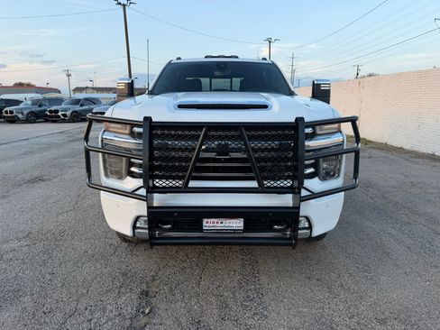 Used 2022 Chevrolet Silverado 3500 High Country w/ Technology Package image 10