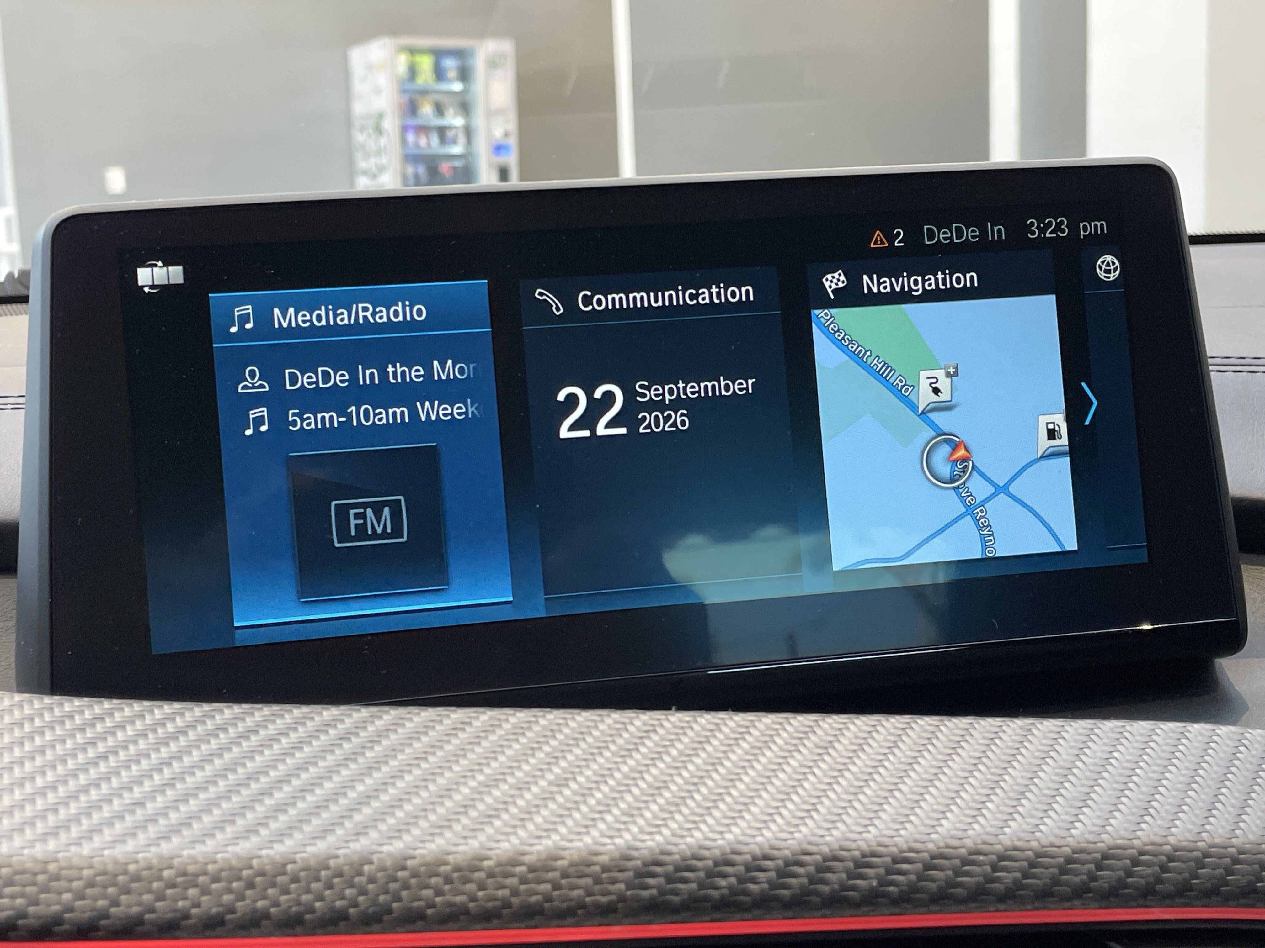 Used 2019 BMW i8 Coupe AWD/4WD image 28
