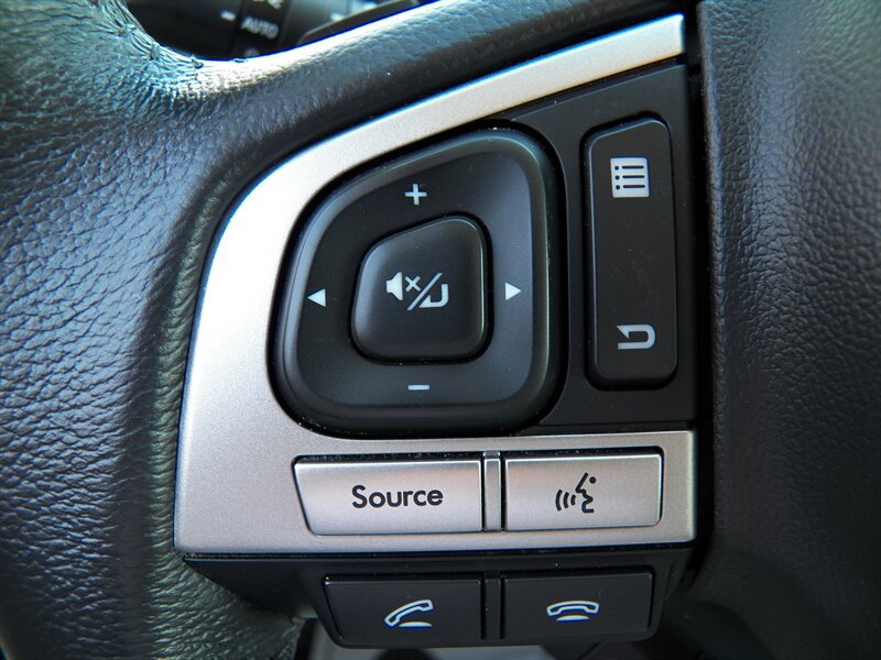 Used 2017 Subaru Outback 2.5i Limited AWD/4WD image 29