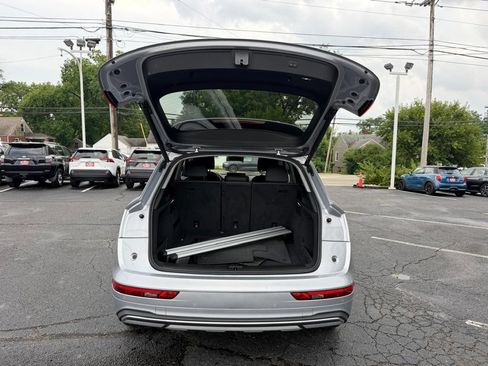 Used 2023 Audi Q5 2.0T Premium w/ Convenience Package AWD/4WD image 25