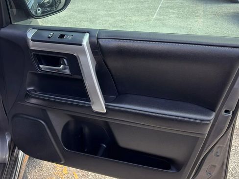 Used 2014 Toyota 4Runner Limited RWD image 15