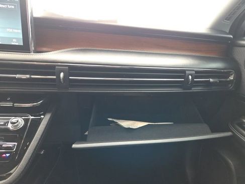 Used 2022 Lincoln Corsair Reserve w/ Equipment Group 201A image 23