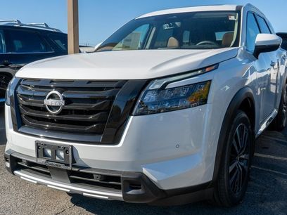 New 2025 Nissan Pathfinder Platinum