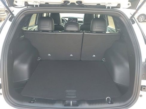 New 2026 Jeep Compass Latitude image 22