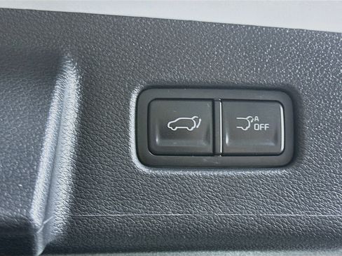 Used 2025 Kia Telluride S FWD image 32