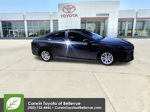 Used 2025 Toyota Camry LE FWD image 13