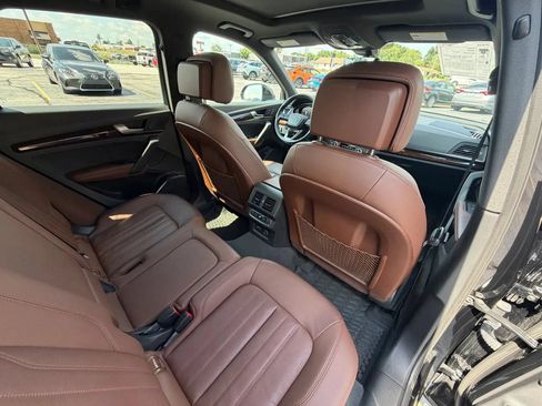 Used 2020 Audi Q5 2.0T Premium Plus w/ Premium Plus Package AWD/4WD image 30