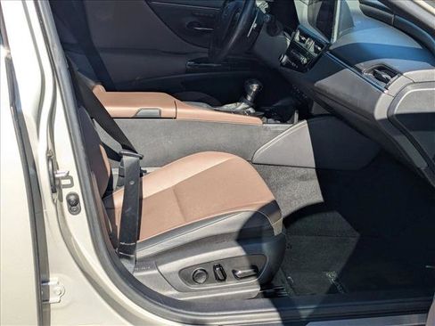 Used 2022 Lexus ES 350 w/ Premium Package image 21