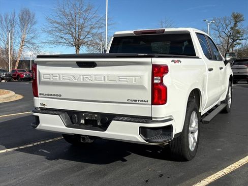 Used 2022 Chevrolet Silverado 1500 Custom w/ Safety Confidence Package image 6